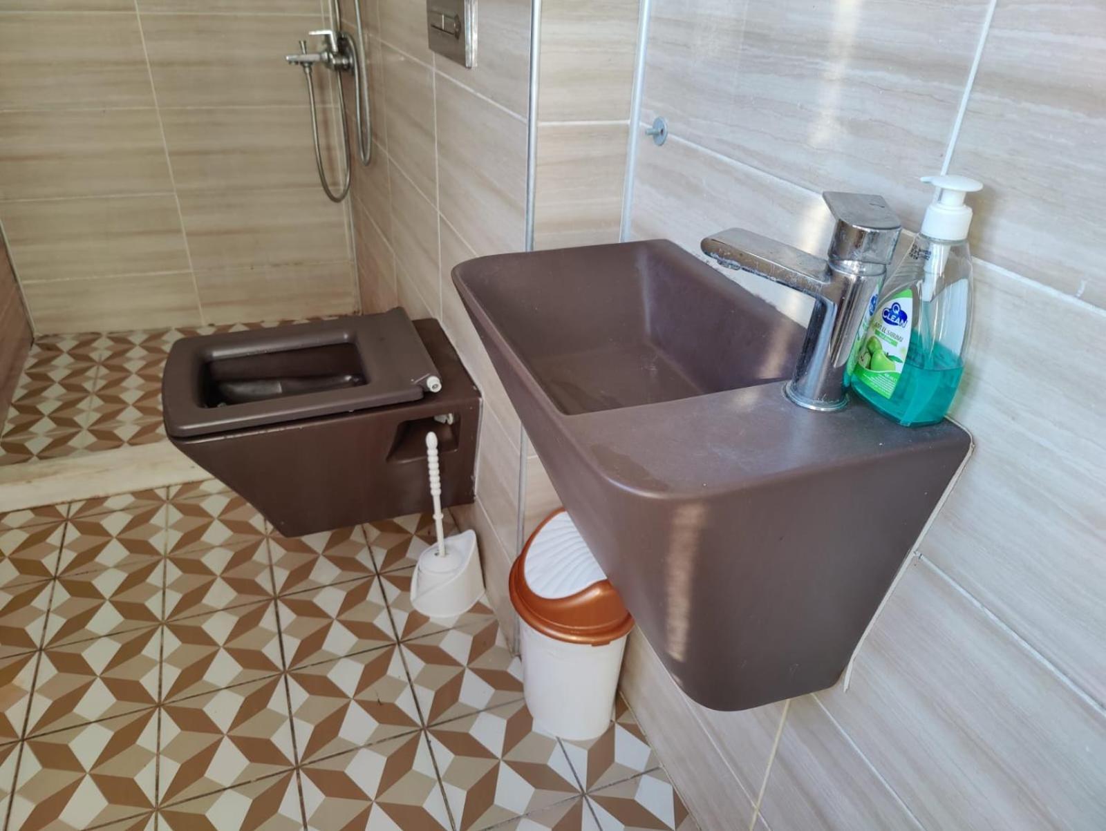 Sefin Villasi Gazde/Camere de închiriat